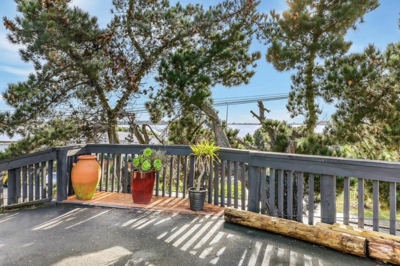 Gatehouse On The Bay - Christchurch Holiday Unit Bagian luar foto